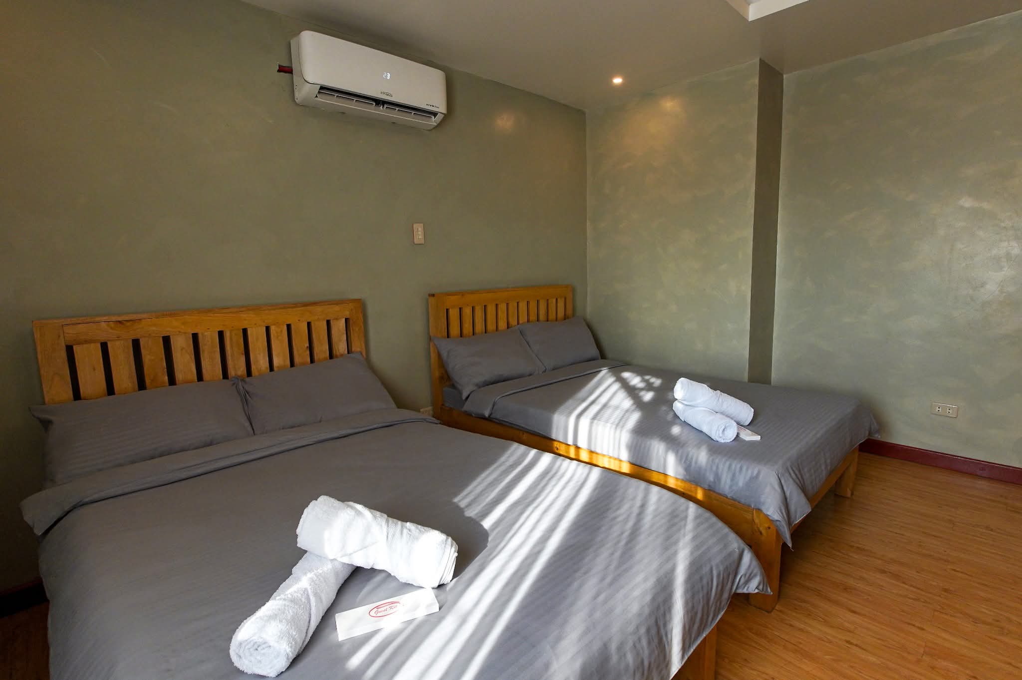 Family Deluxe Room - Image 2