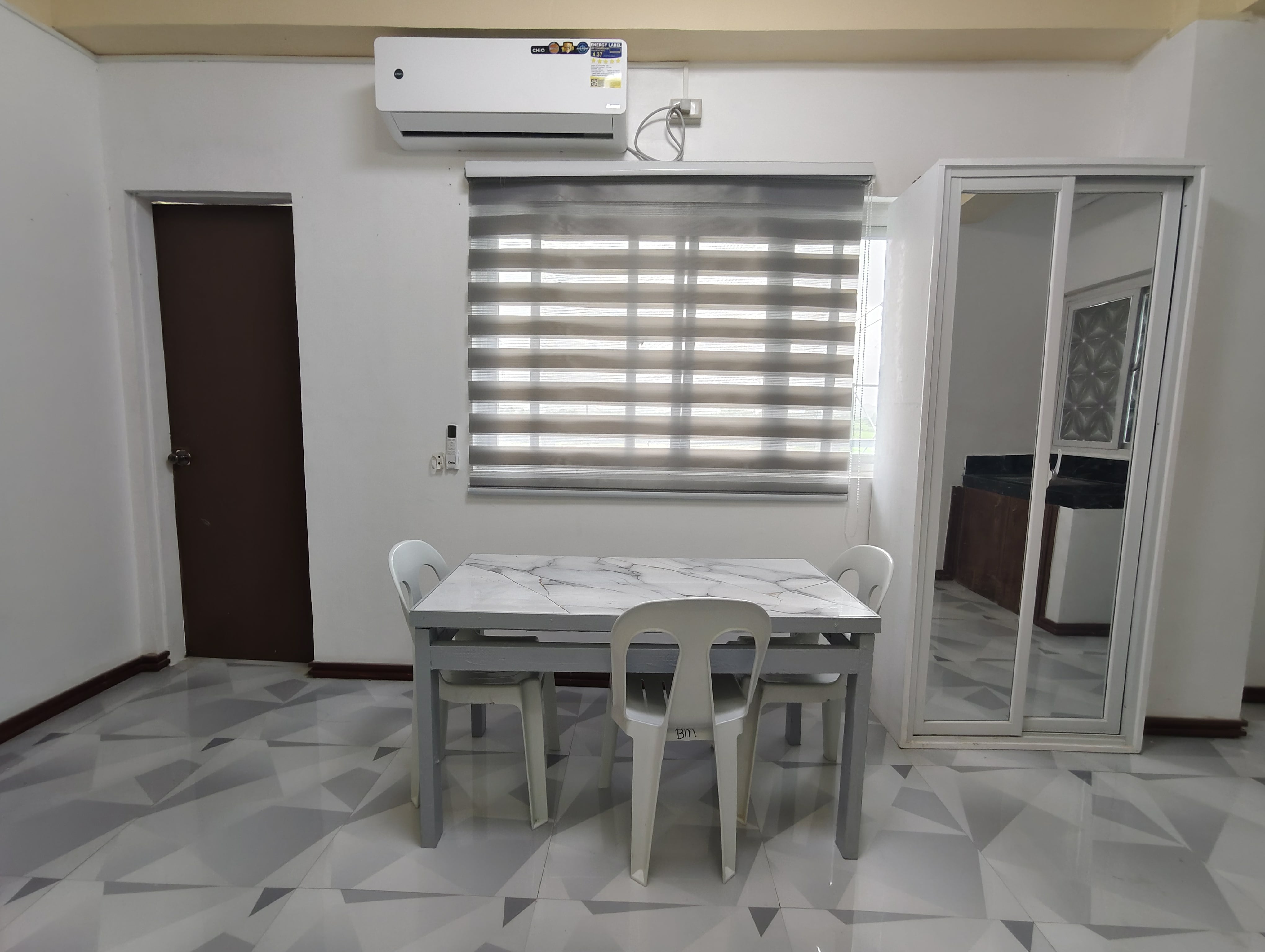 Transient Room 1 - Image 4